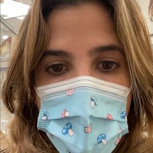 Meet your Posher, Ana isabel